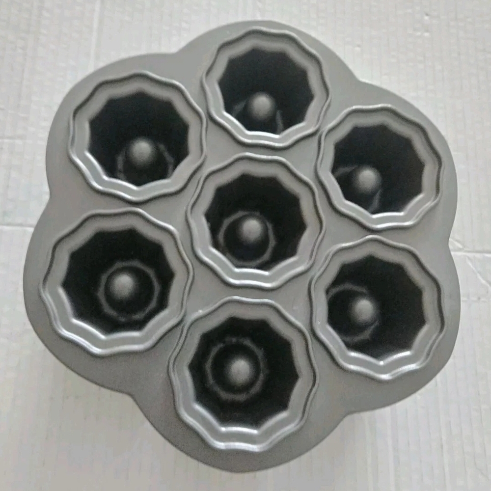 Nordic Ware Cookies & Cream 12-Cup Baking Pan